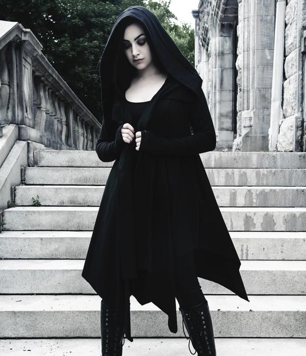 Gothic Christmas Party Style: Casual gothic clothing for informal events