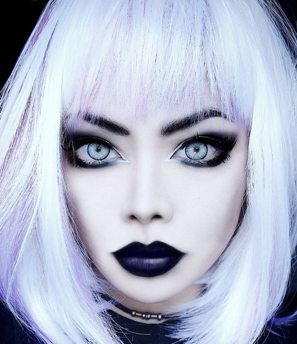 10 Tips for Creating a Pastel Goth Style