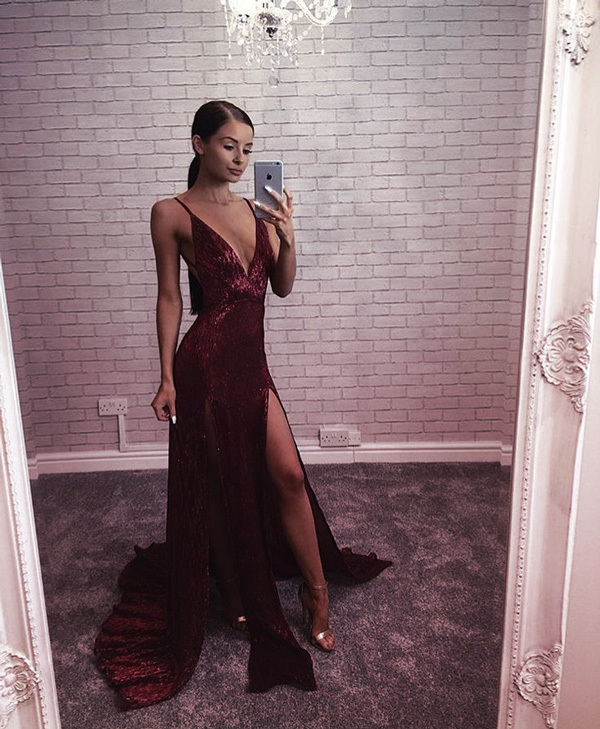 What To Wear to Your First Burlesque Show: Evening Gowns