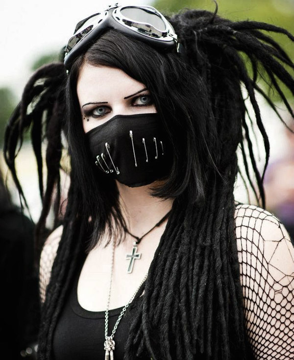 Dreadlocks - Seven Alternative Haircuts (and how to style them)