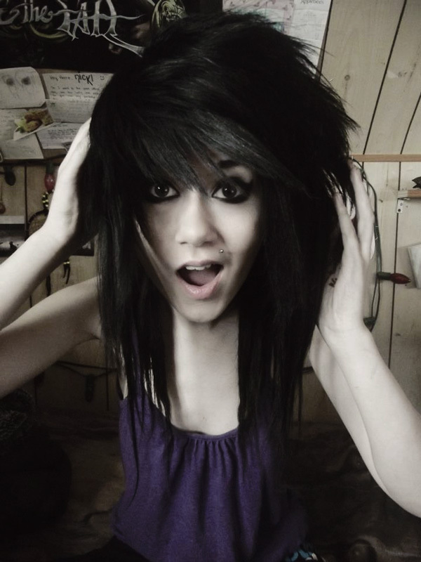Emo Style - Seven Alternative Haircuts (and how to style them)