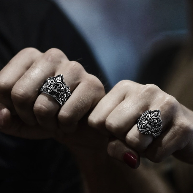 Gothic wedding rings