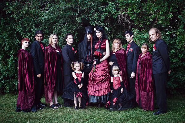 The Definitive Guide to Throwing a Gorgeously Gothic Wedding