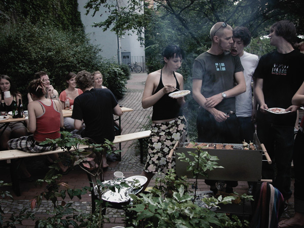 How to Host an Acoustic Gig and a Rock 'n' Roll Summer BBQ